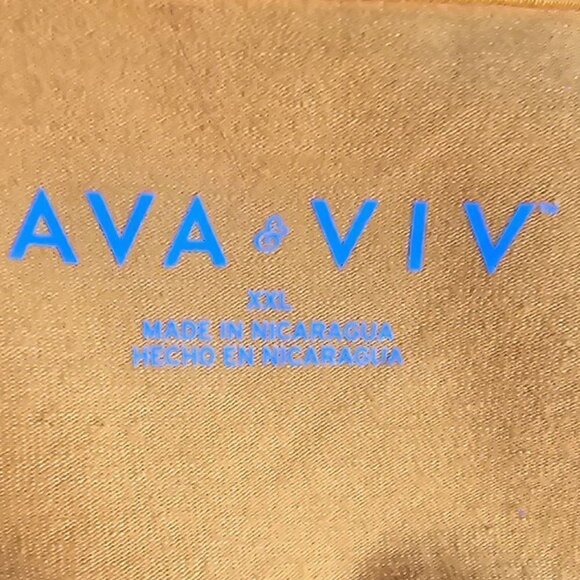 Women's Slim Fit Cinched Short Sleeve Sweetheart Neck Top | Ava & Viv | XX Large - Picture 8 of 10